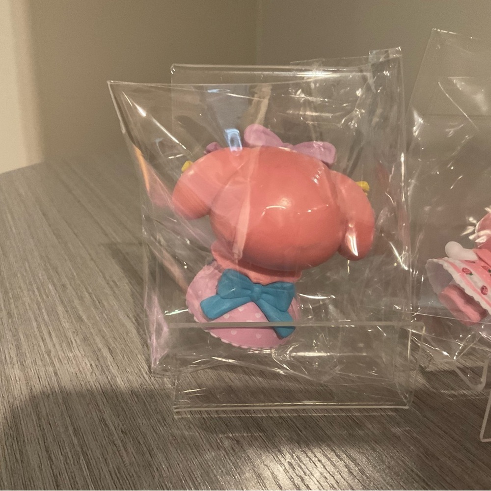 My Melody Mini Figures - Set of 3 - Picture 3 of 7
